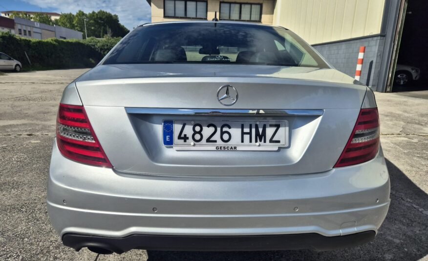 MERCEDES BENZ Clase C C 200cdi AMG LINE