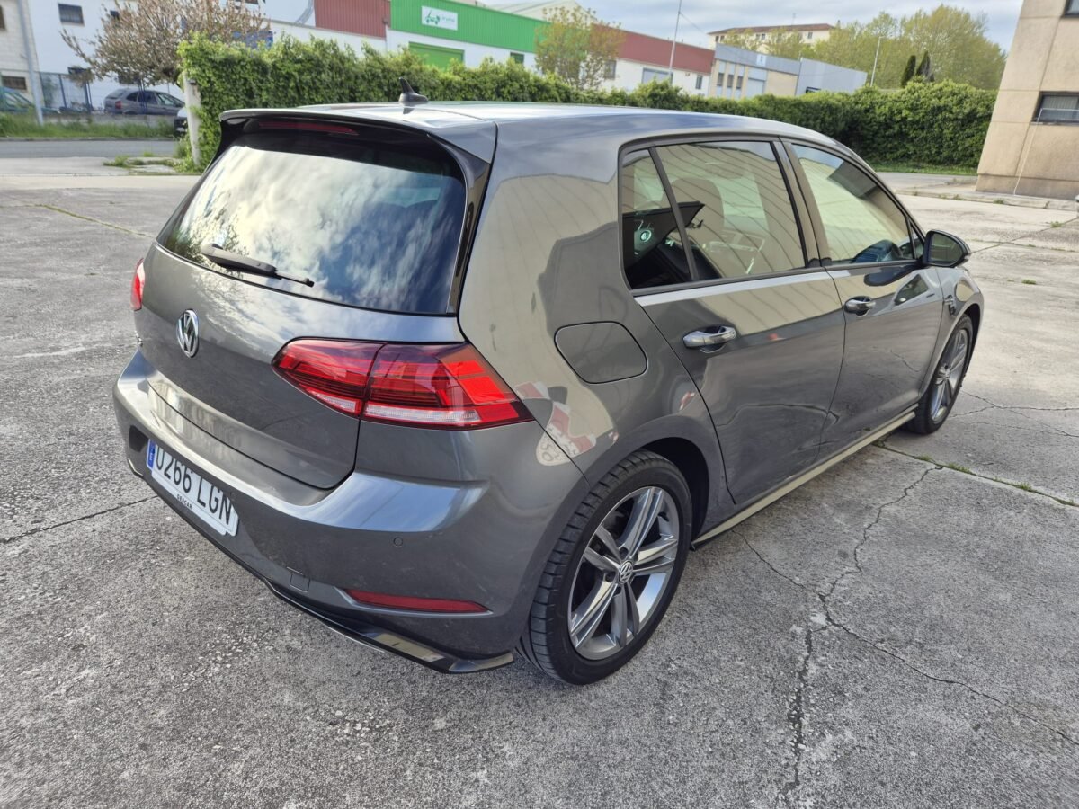 VOLKSWAGEN GOLF 1.5tsi 150cv R LINE