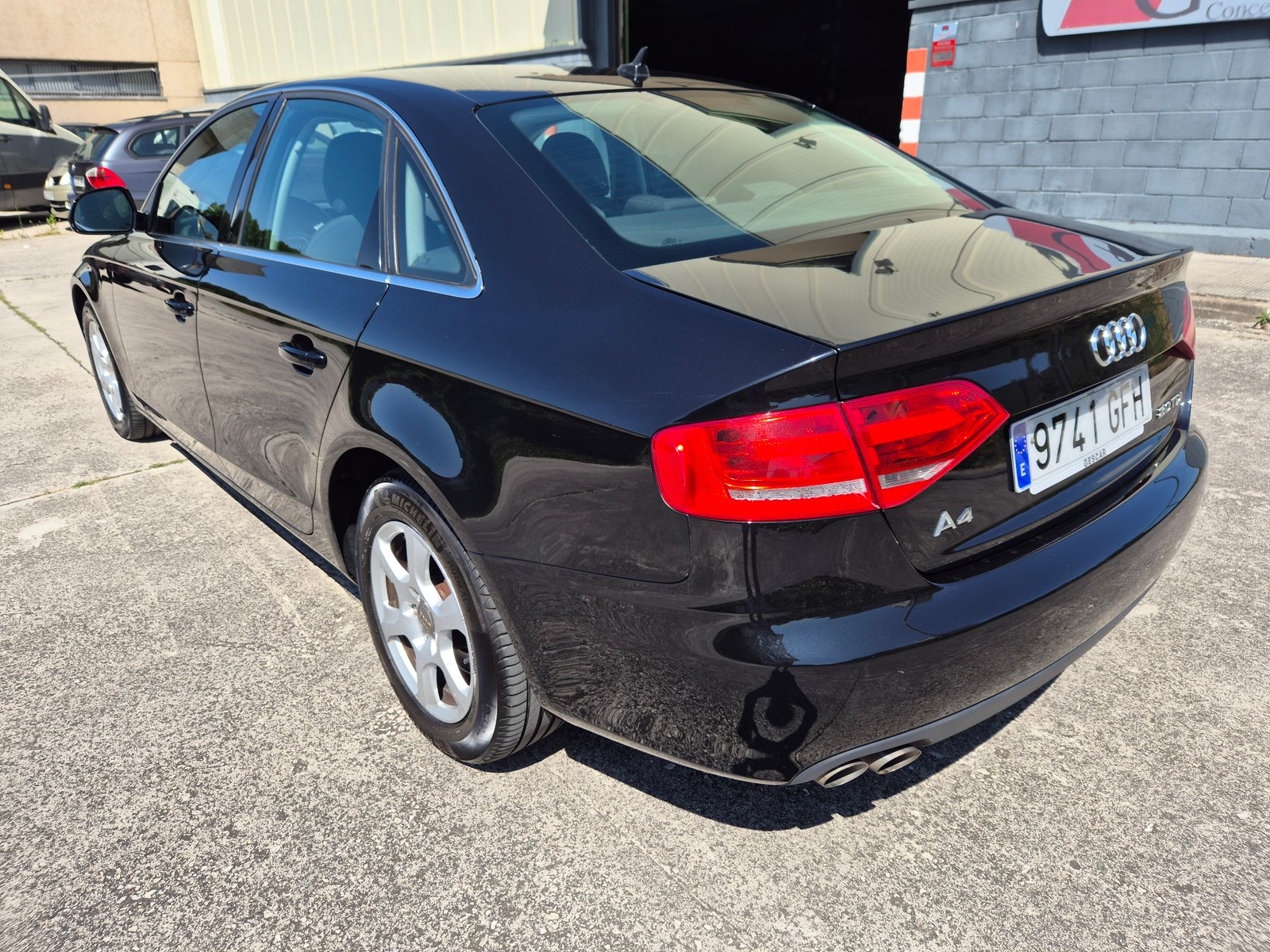 AUDI A4 2.0tdi 143cv 