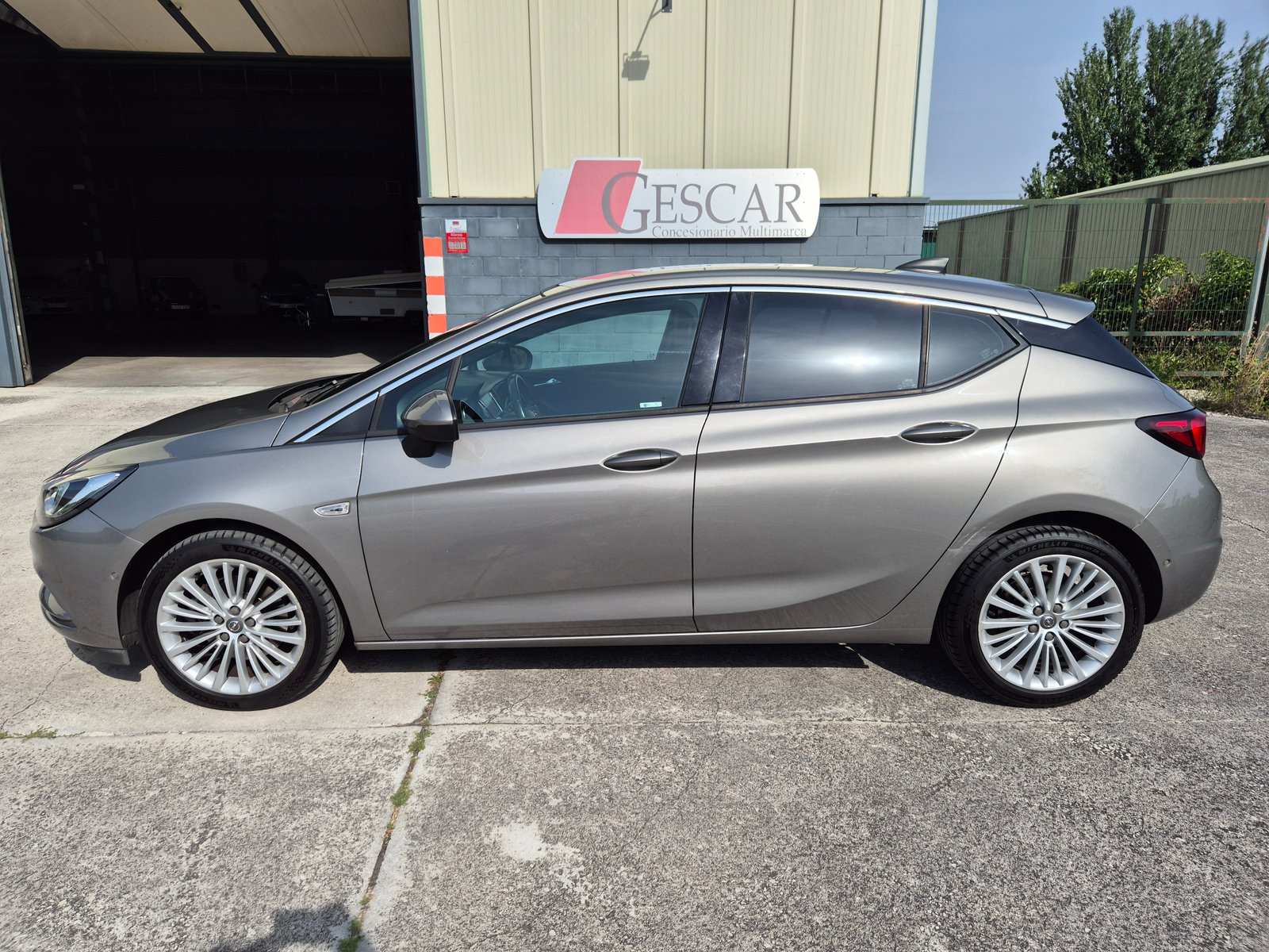 OPEL ASTRA 1.6cdti 136cv automatico