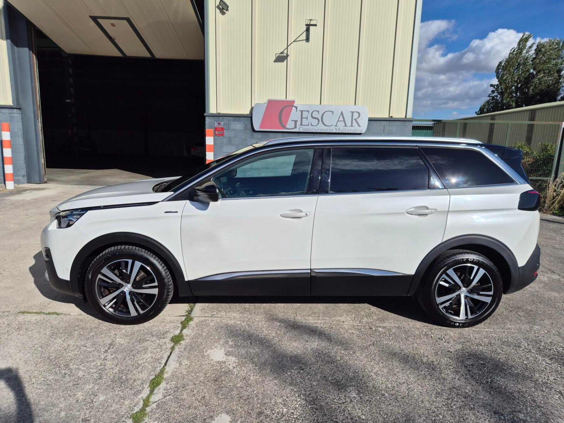 PEUGEOT 5008 GT LINE 7 PLAZAS 1.5HDI 130CV
