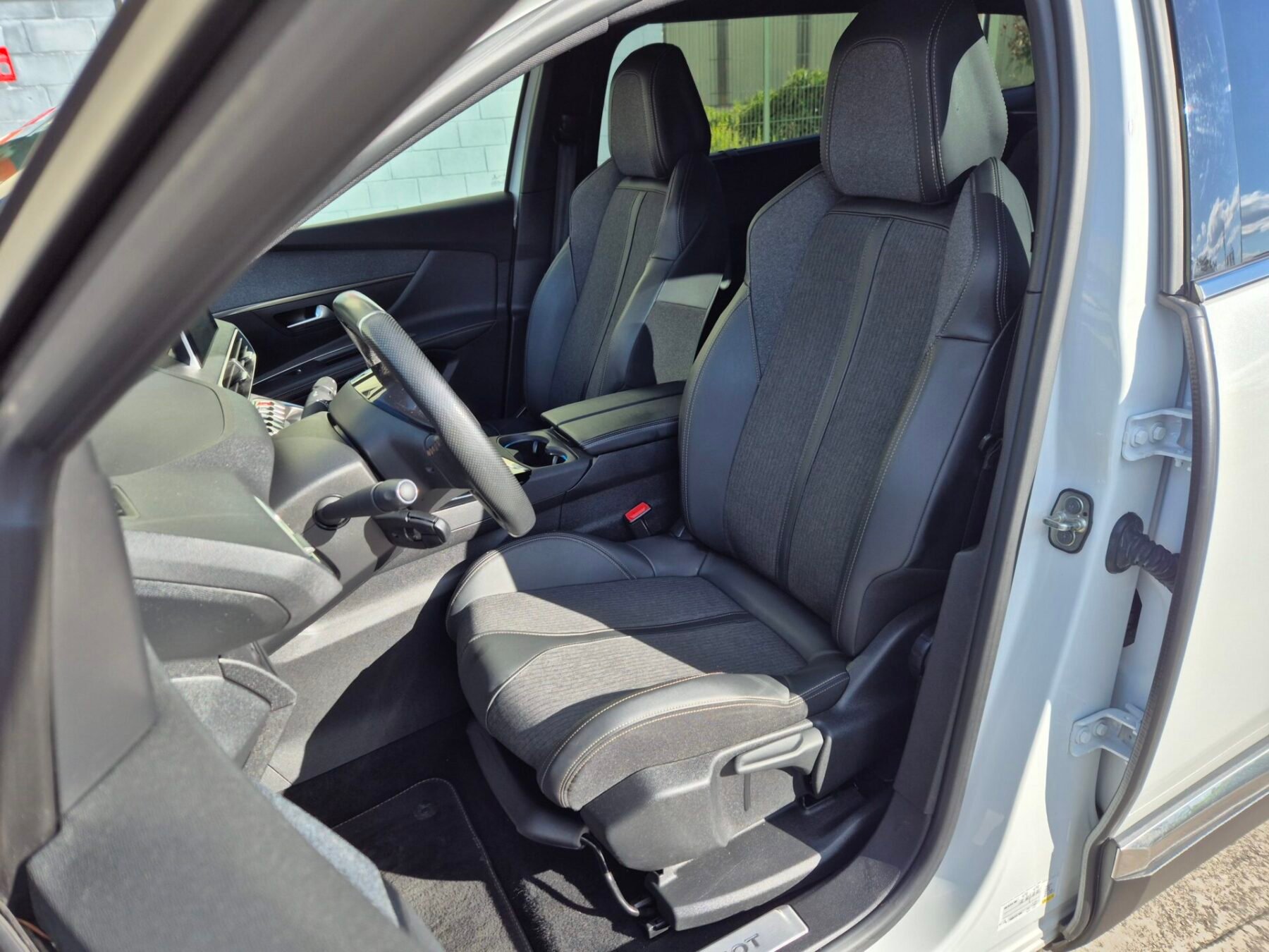 PEUGEOT 5008 GT LINE 7 PLAZAS 1.5HDI 130CV