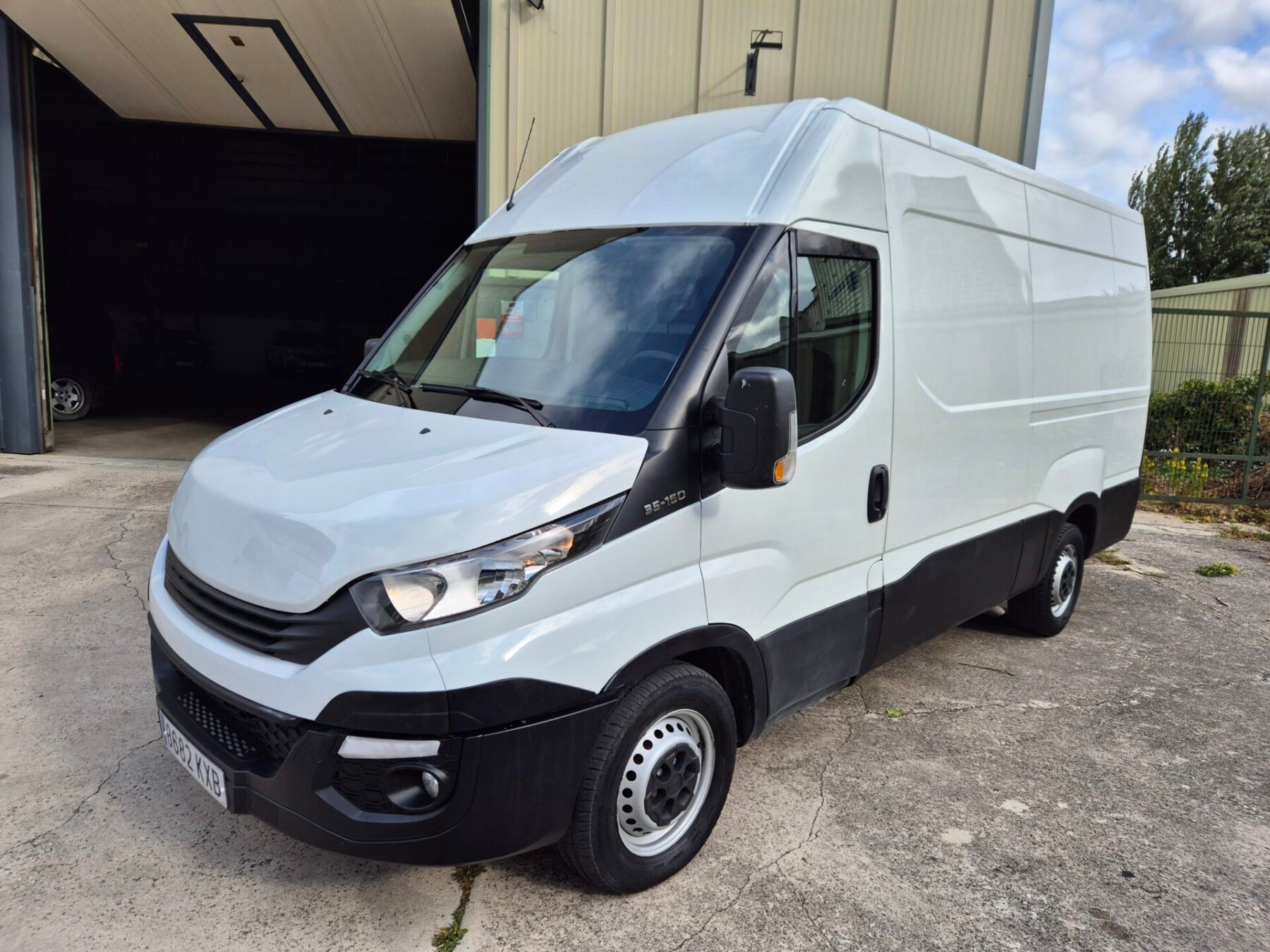 IVECO DAILY DAILY 2.3TD 156CV L2 H2 MANUAL