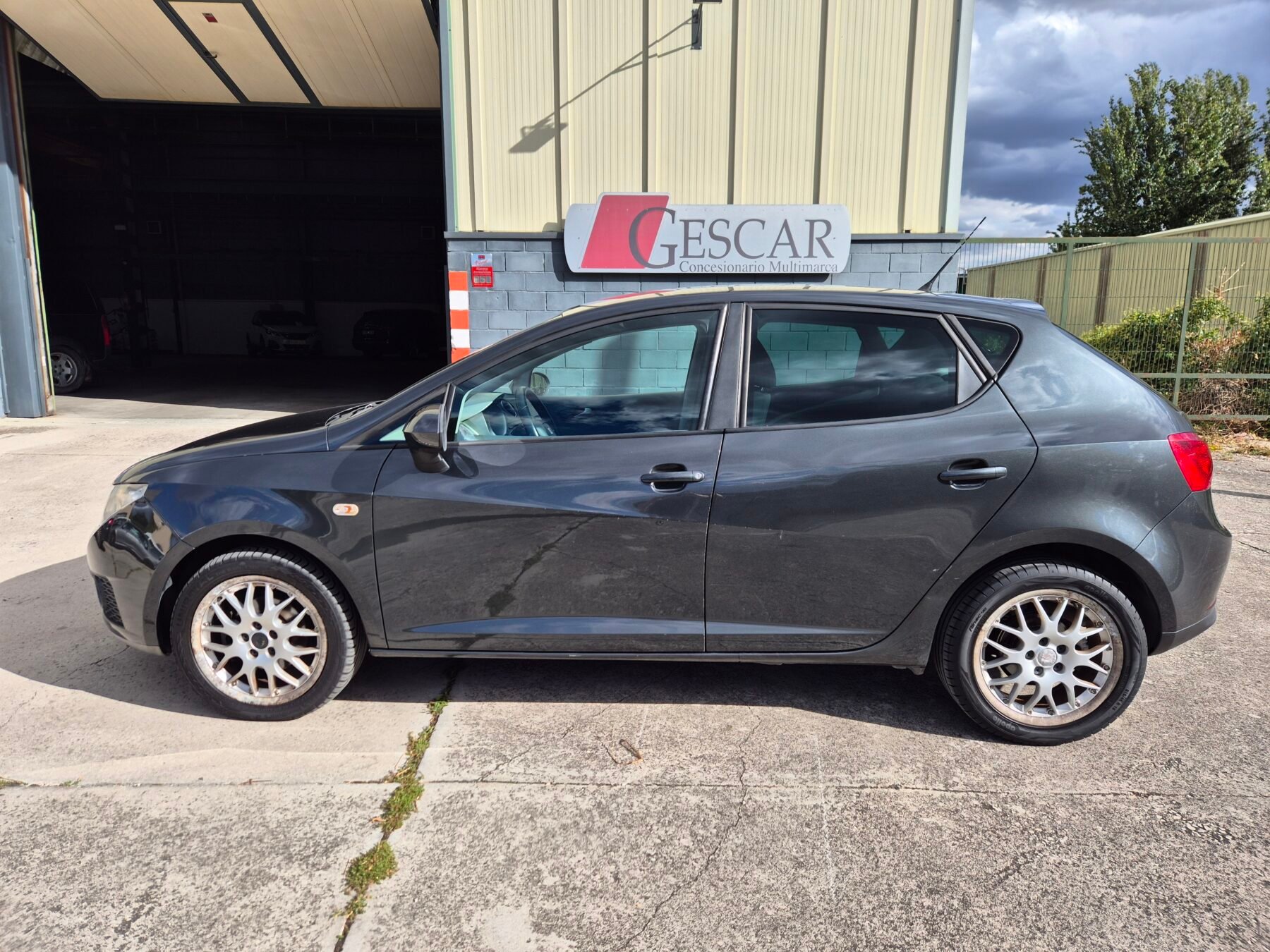 SEAT IBIZA 1.6tdi 90cv 5 puertas