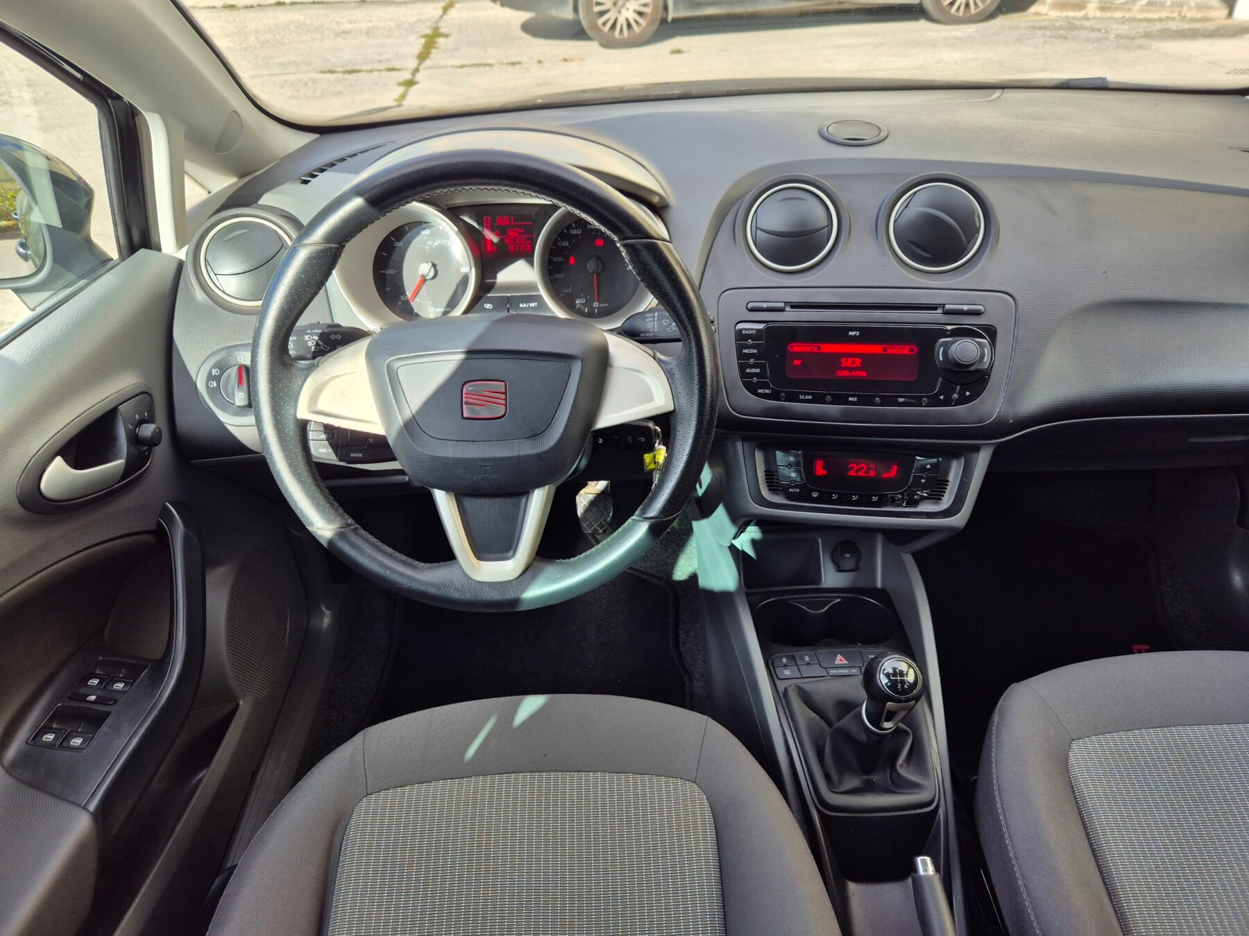 SEAT IBIZA 1.6tdi 90cv 5 puertas