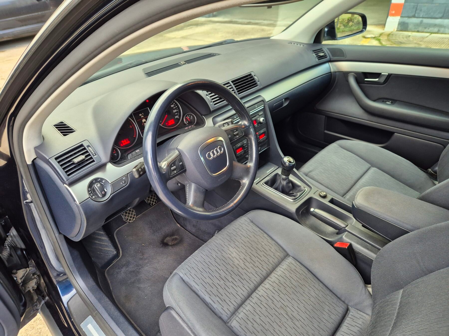AUDI A4 A4 2.0tdi 140cv 