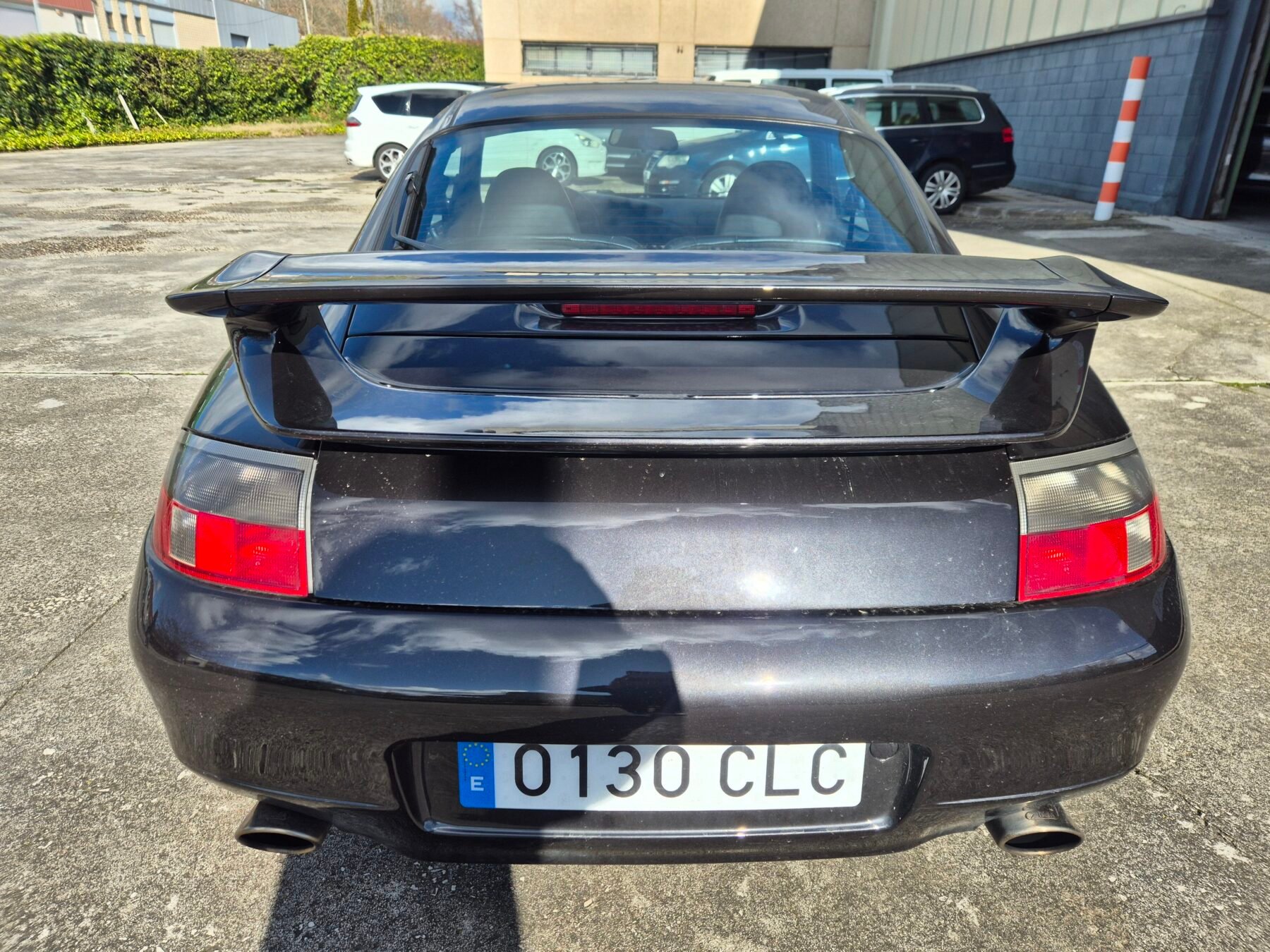 PORSCHE 911 911 CARRERA COUPE