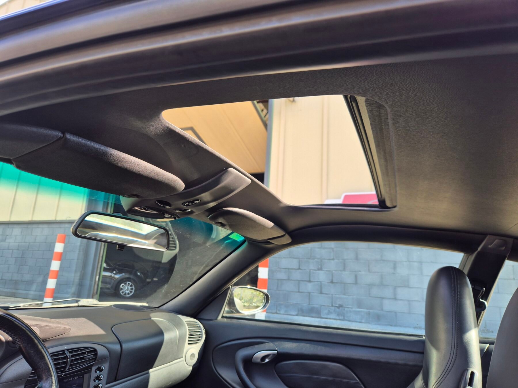 PORSCHE 911 911 CARRERA COUPE