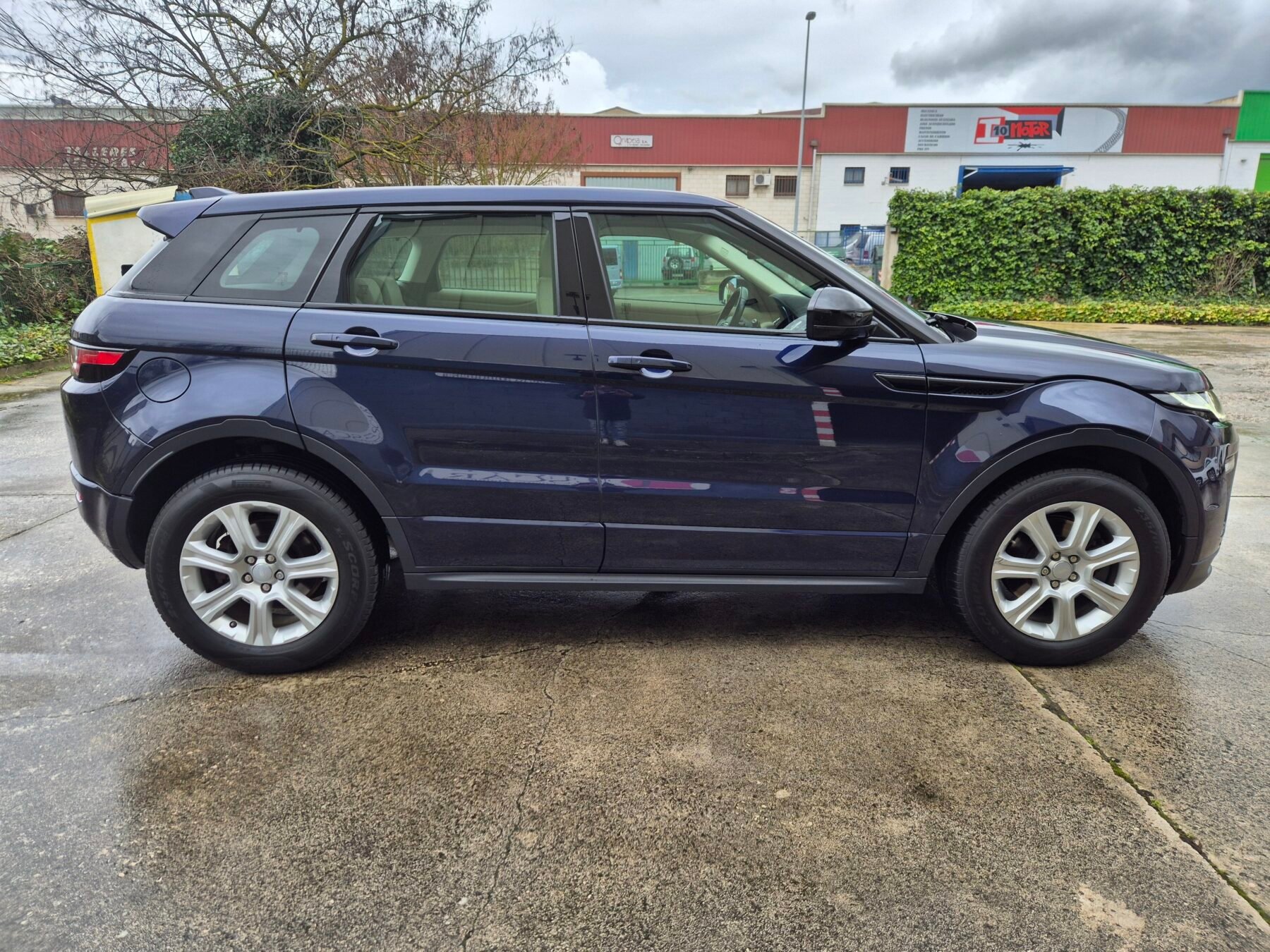 LAND-ROVER RANGE ROVER EVOQUE EVOQUE 2.0d 150cv 4X4