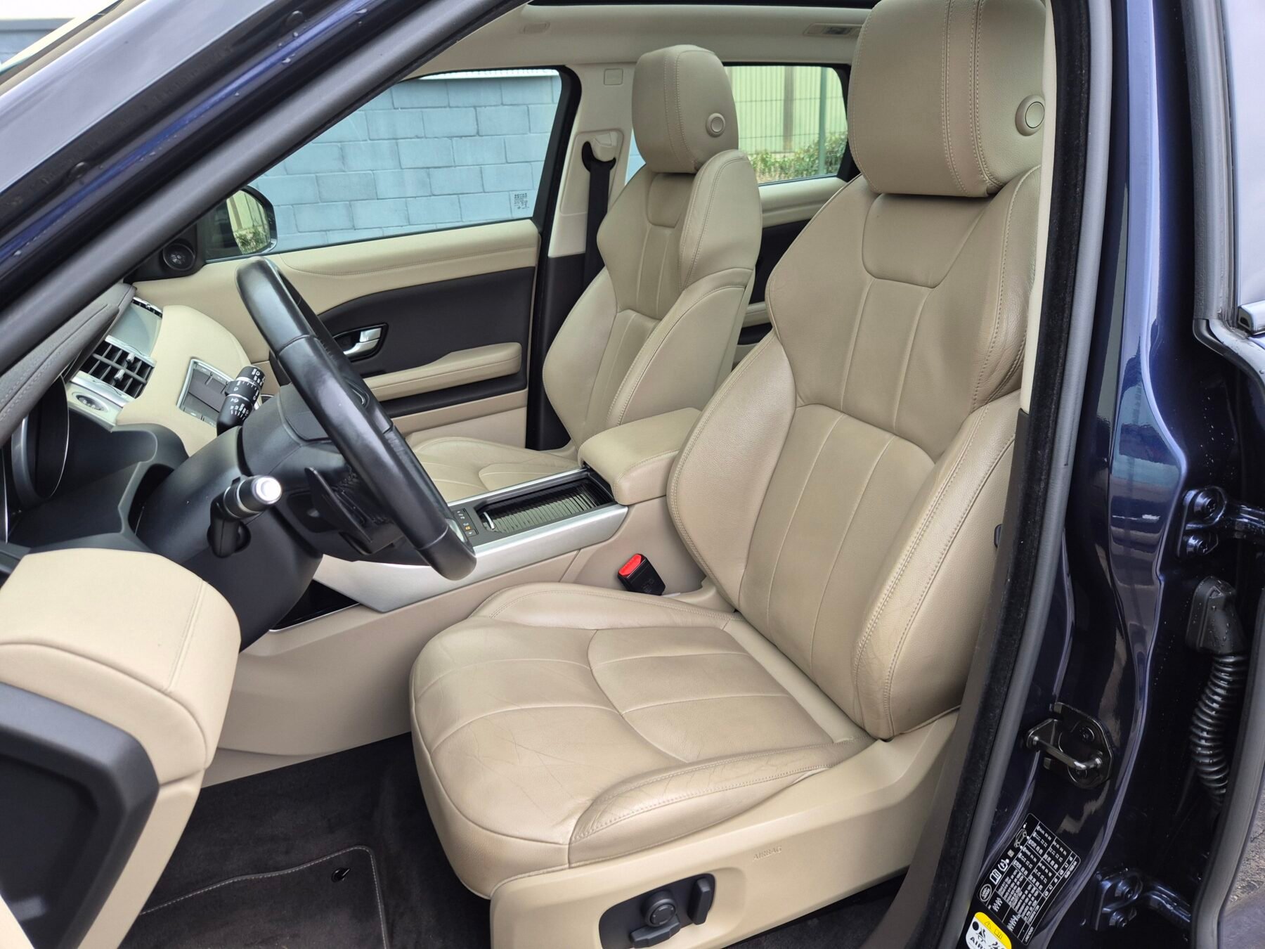 LAND-ROVER RANGE ROVER EVOQUE EVOQUE 2.0d 150cv 4X4