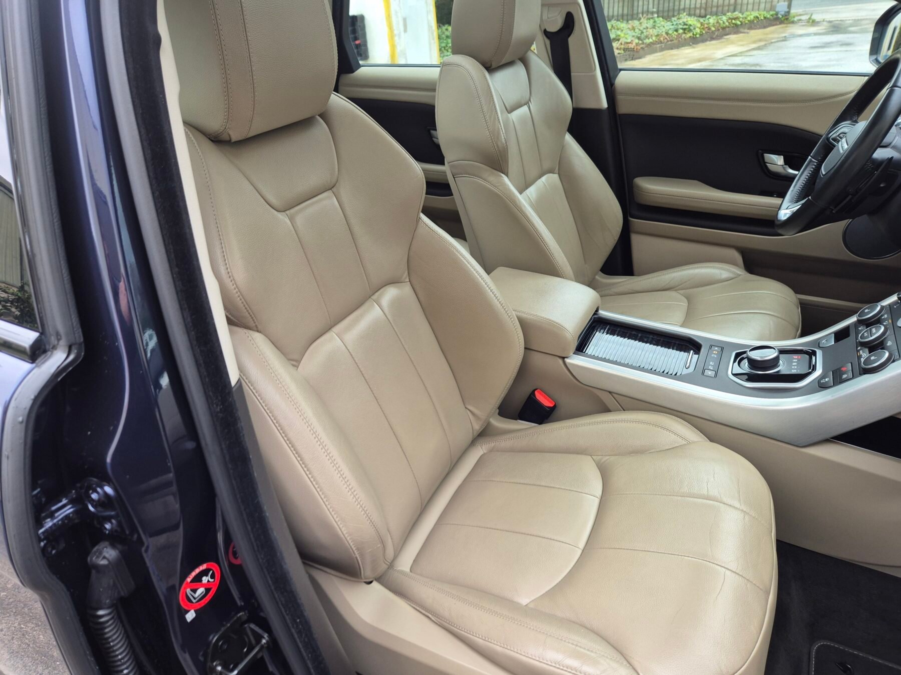 LAND-ROVER RANGE ROVER EVOQUE EVOQUE 2.0d 150cv 4X4