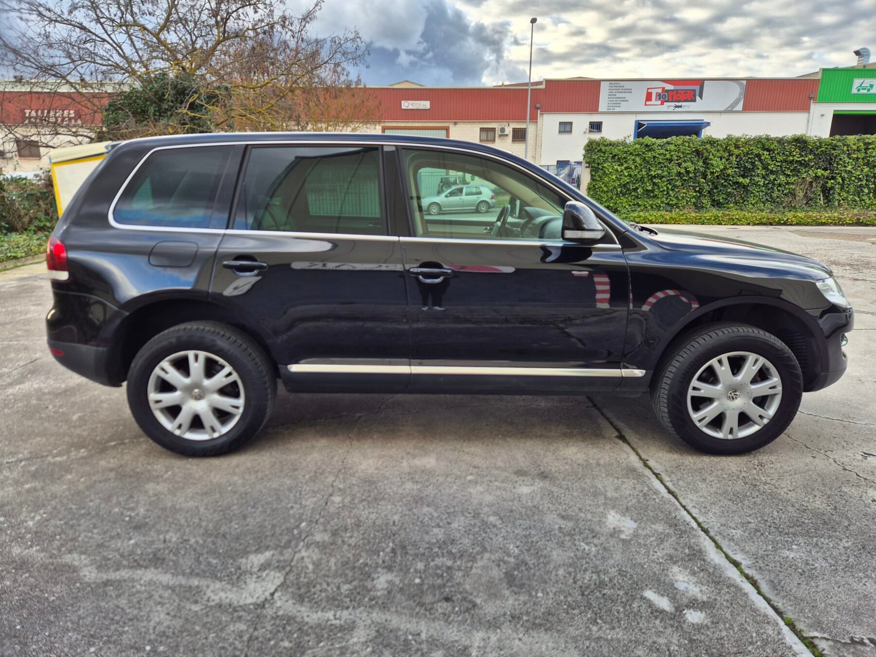 VOLKSWAGEN TOUAREG 3.0tdi 225cv