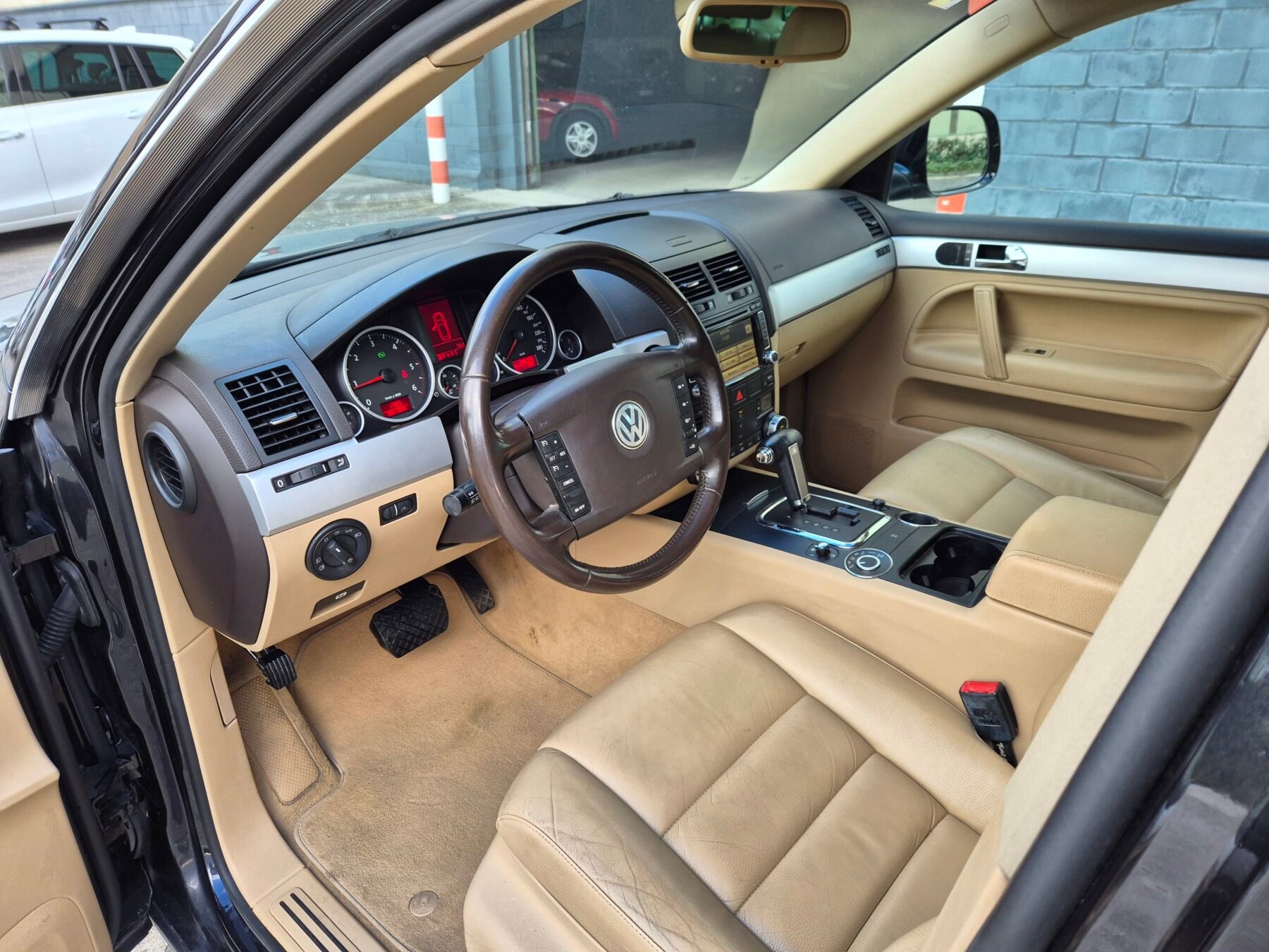 VOLKSWAGEN TOUAREG 3.0tdi 225cv