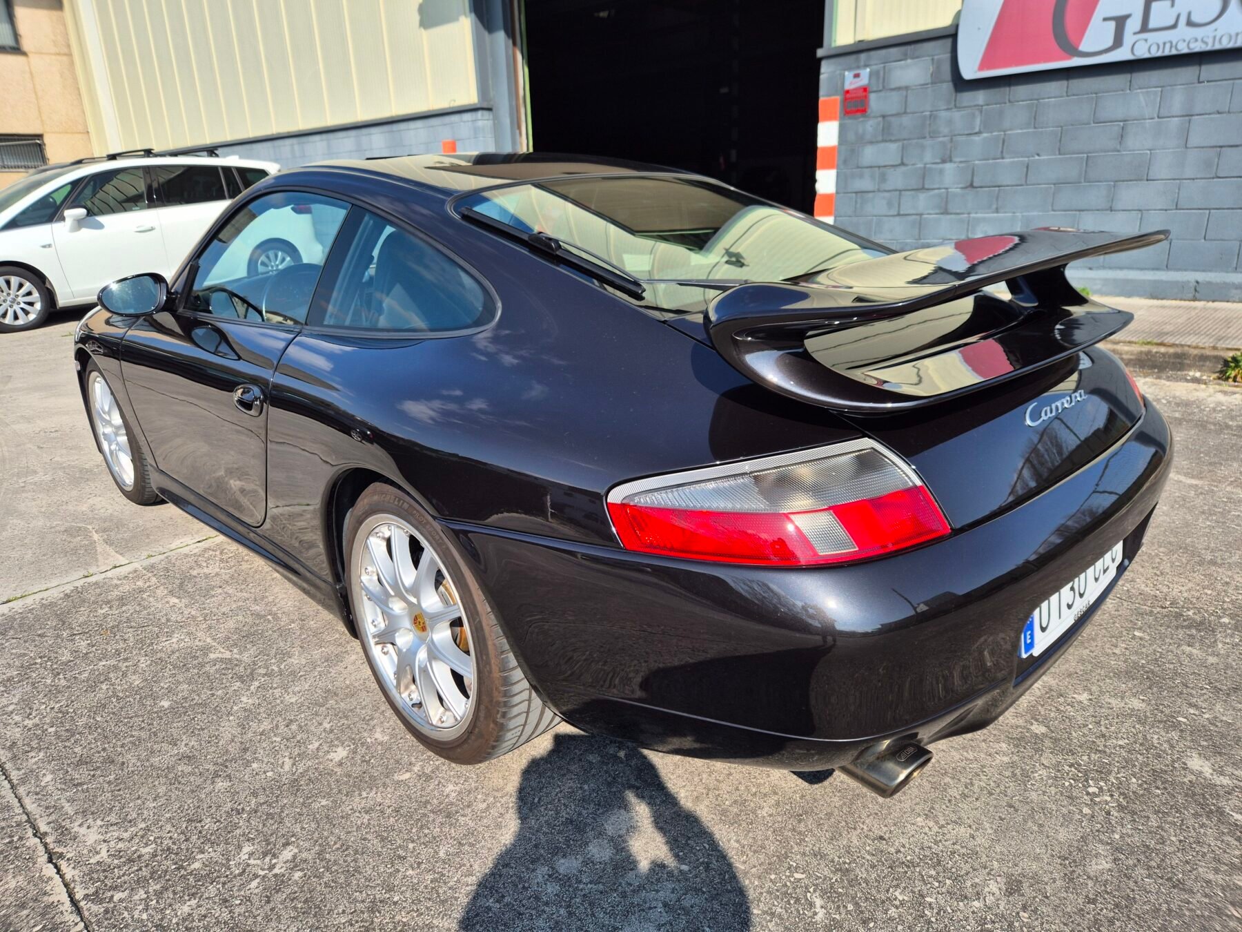 PORSCHE 911 911 CARRERA 