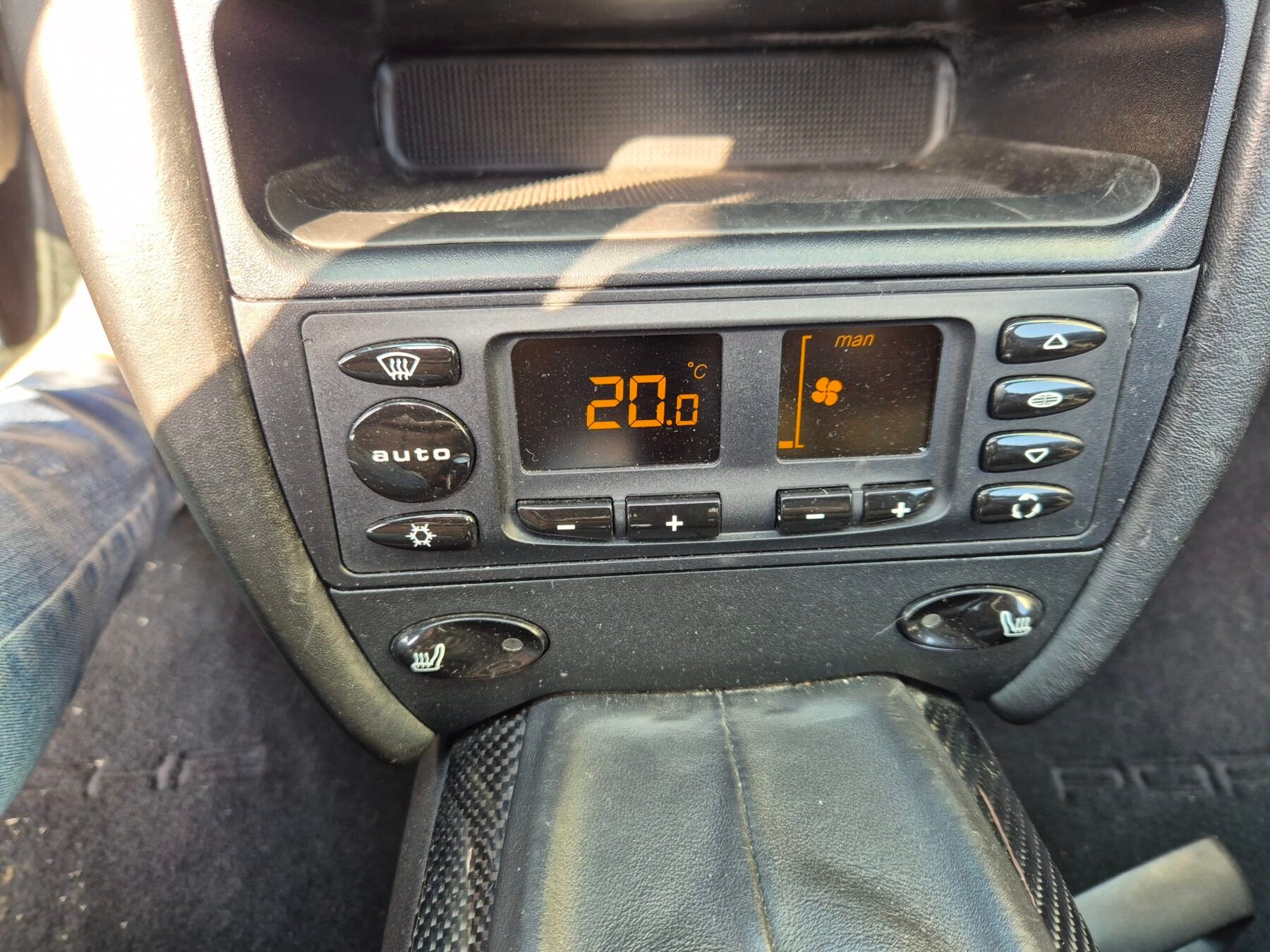 PORSCHE 911 911 CARRERA 