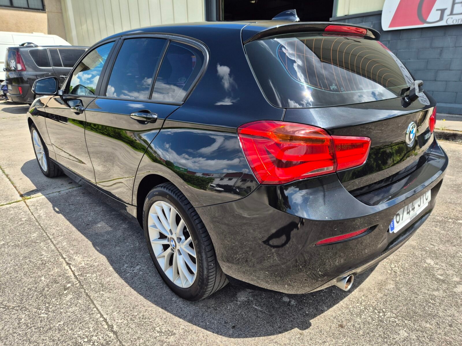 BMW Serie 1 116d 5 PUERTAS 116cv 