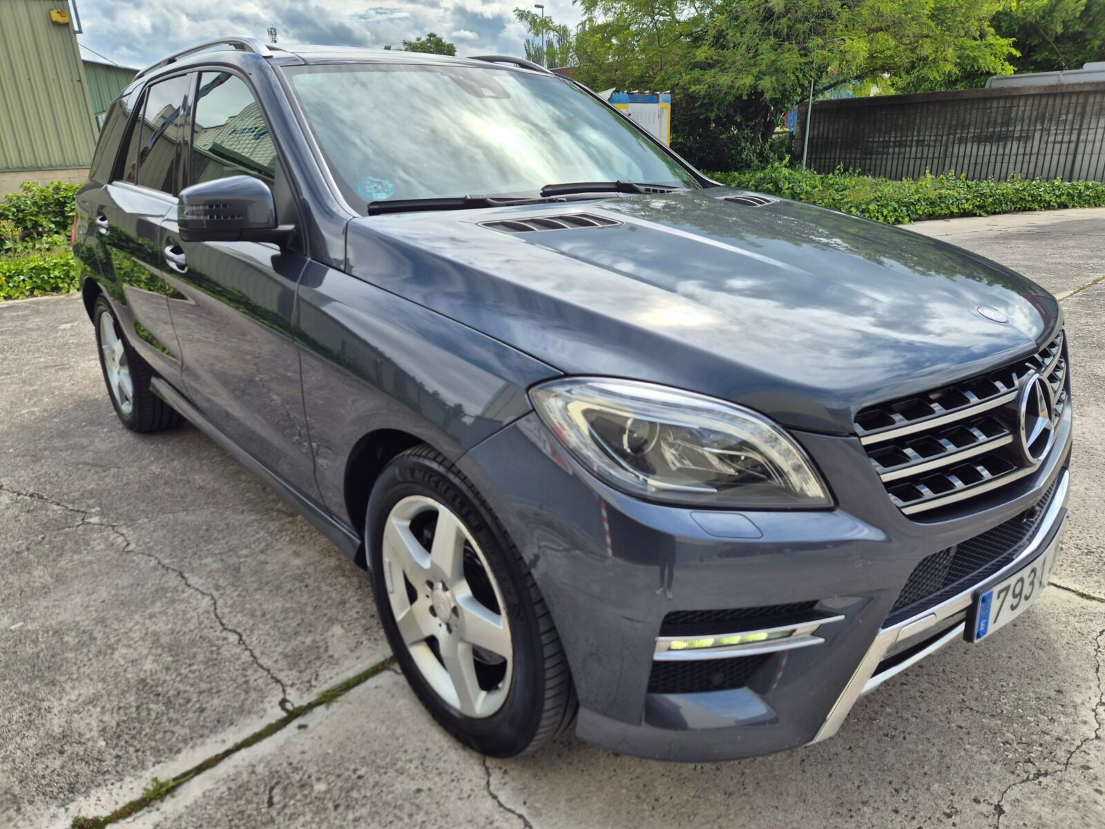 MERCEDES-BENZ ML ML 350 4MATIC 258cv AMG