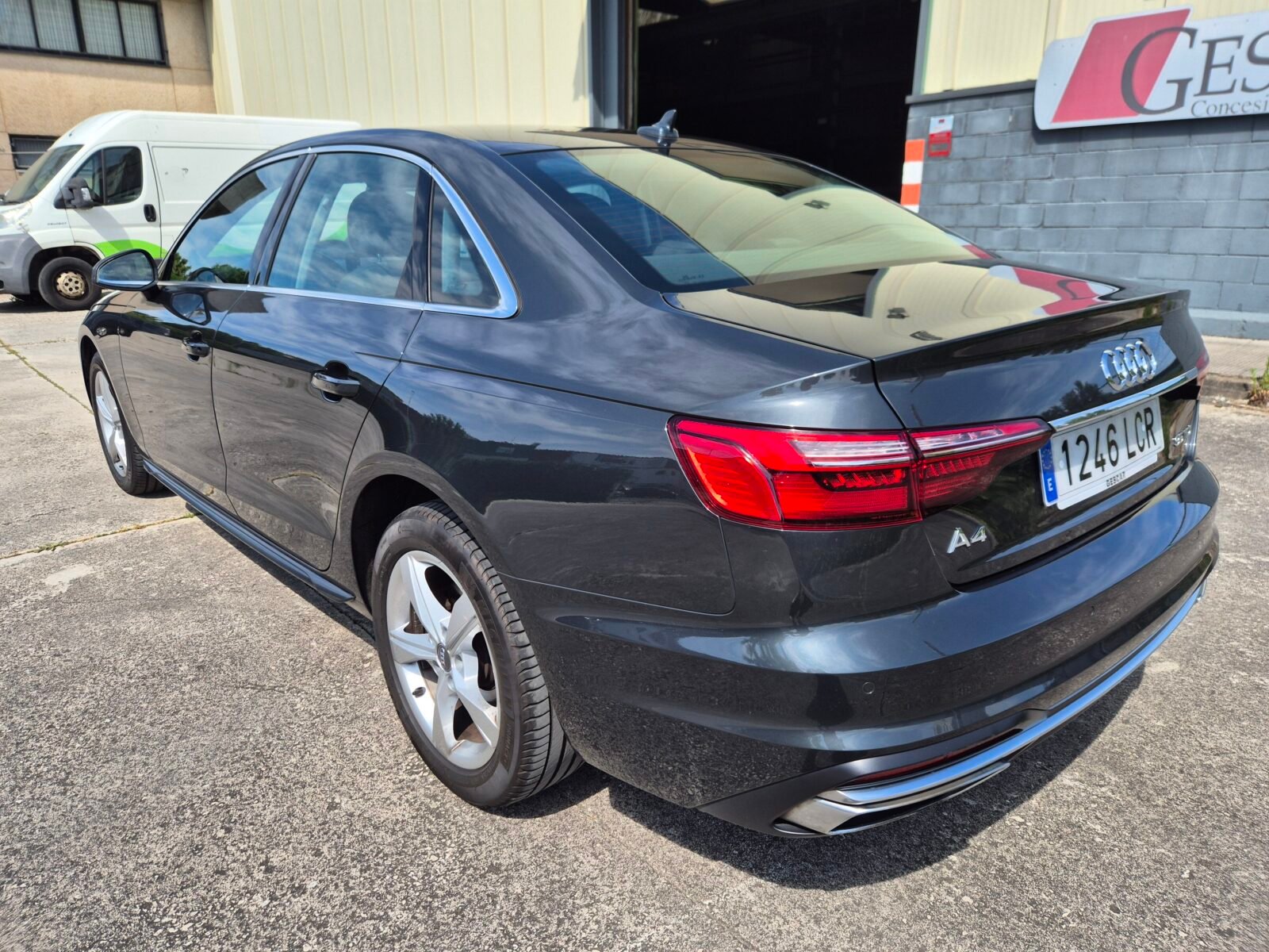 AUDI A4 A4 35 TDI HIBRIDO