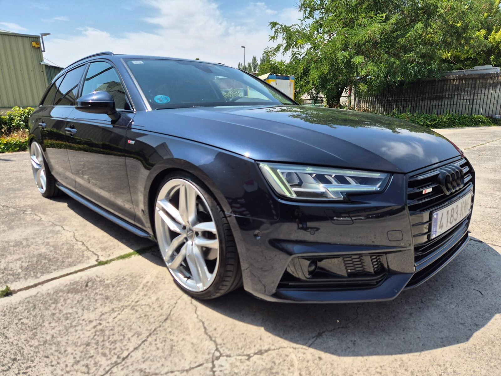 AUDI A4 AVANT S LINE BLACK LINE 2.0tdi 