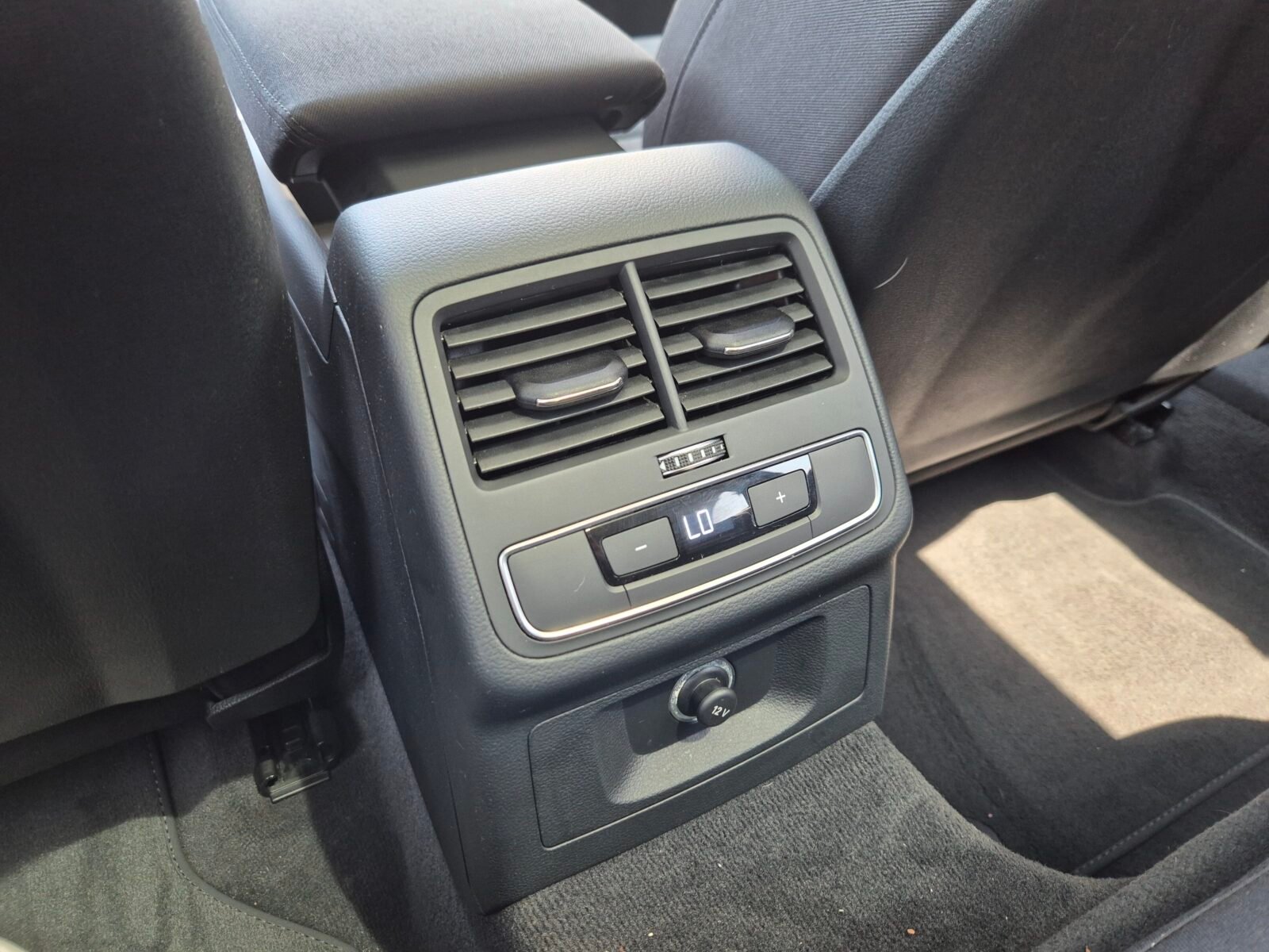 AUDI A4 AVANT S LINE BLACK LINE 2.0tdi 