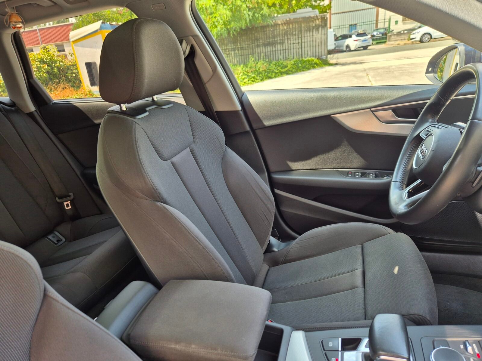AUDI A4 AVANT S LINE BLACK LINE 2.0tdi 