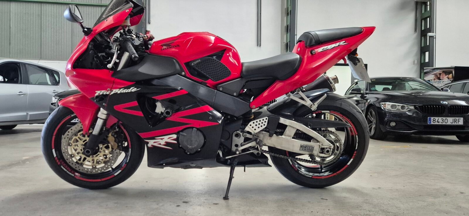 HONDA CBR 900RR 954