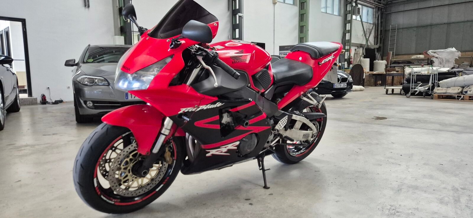 HONDA CBR 900RR 954