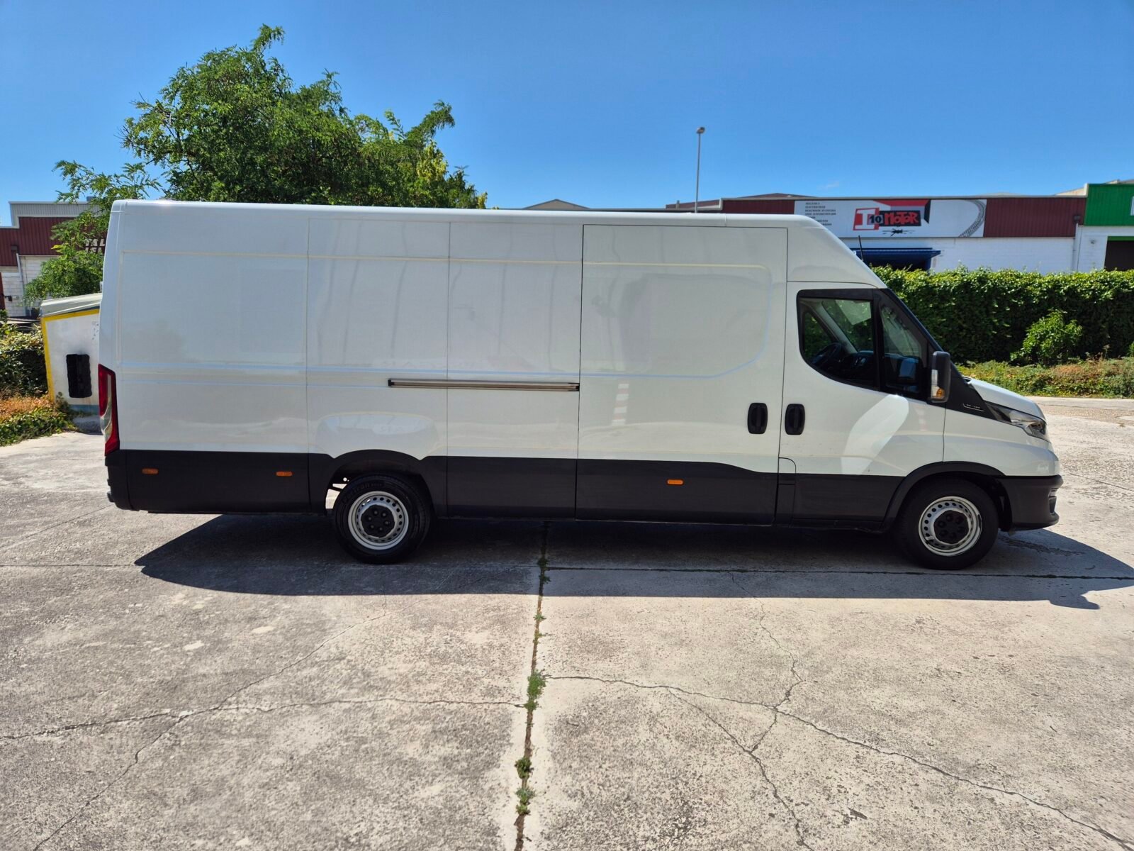 IVECO DAILY 2.3td 156cv H2 L4 
