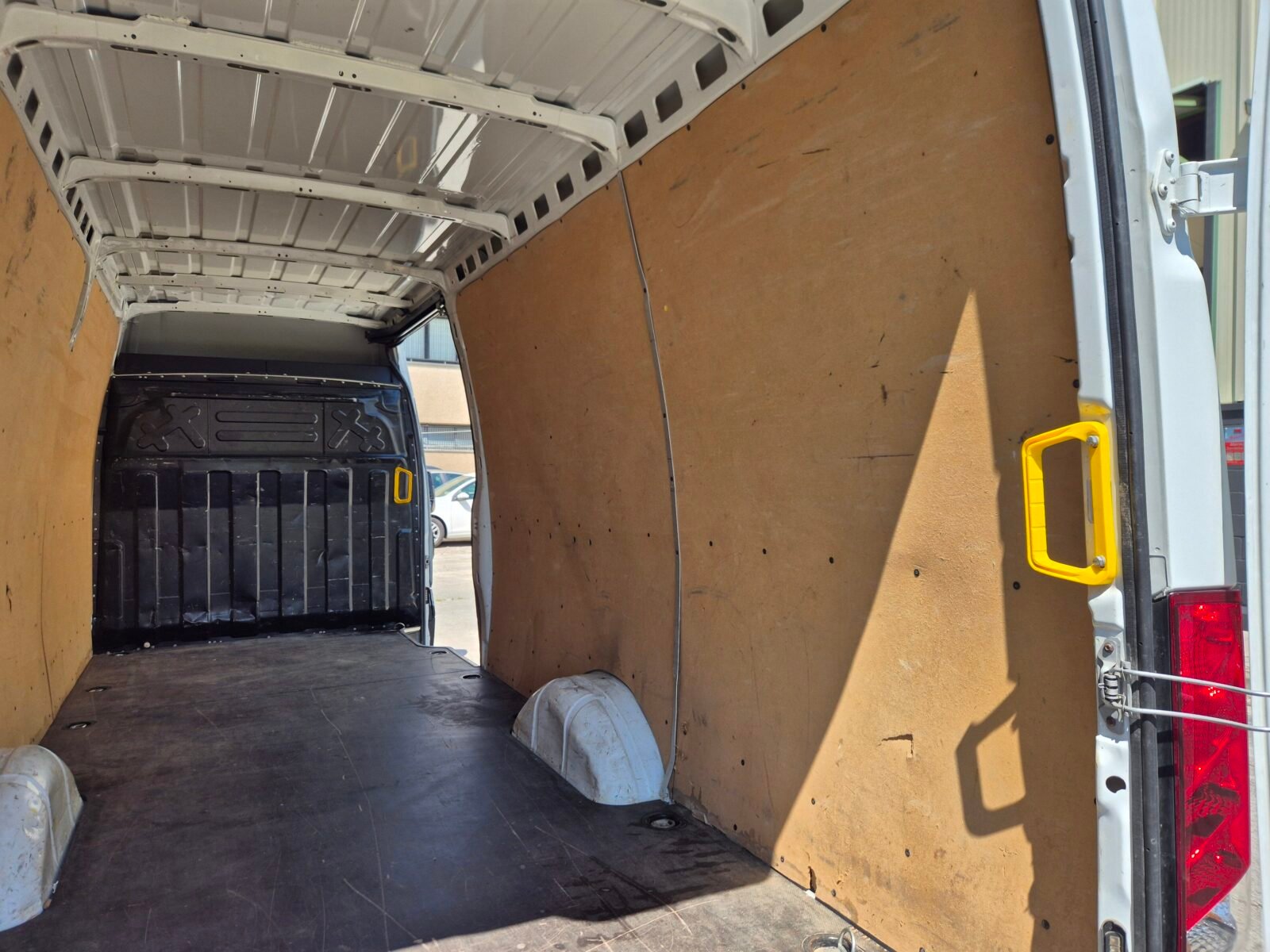 IVECO DAILY 2.3td 156cv H2 L4 