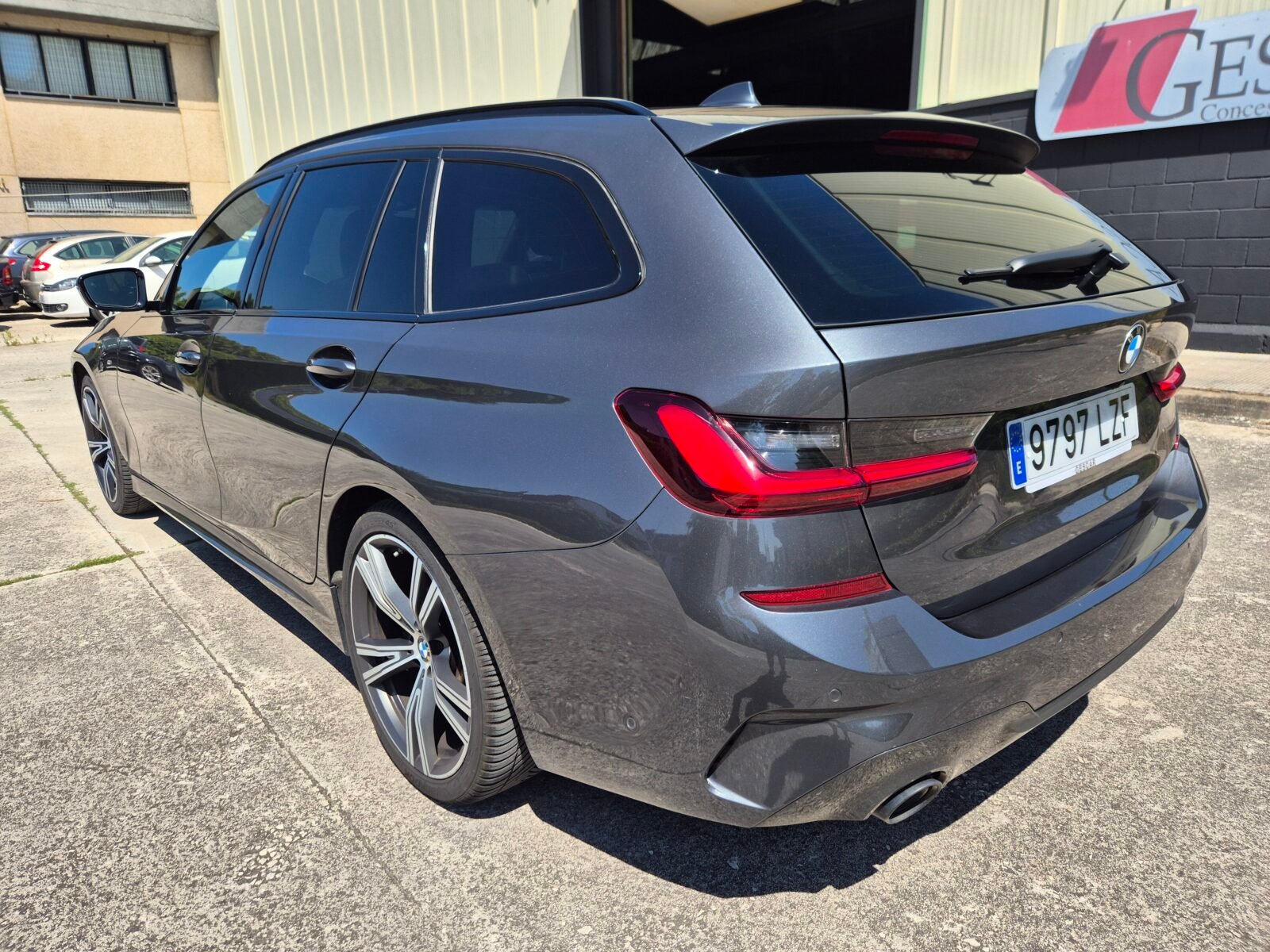 BMW Serie 3 330d HIBRIDO XDRIVE PACK M 