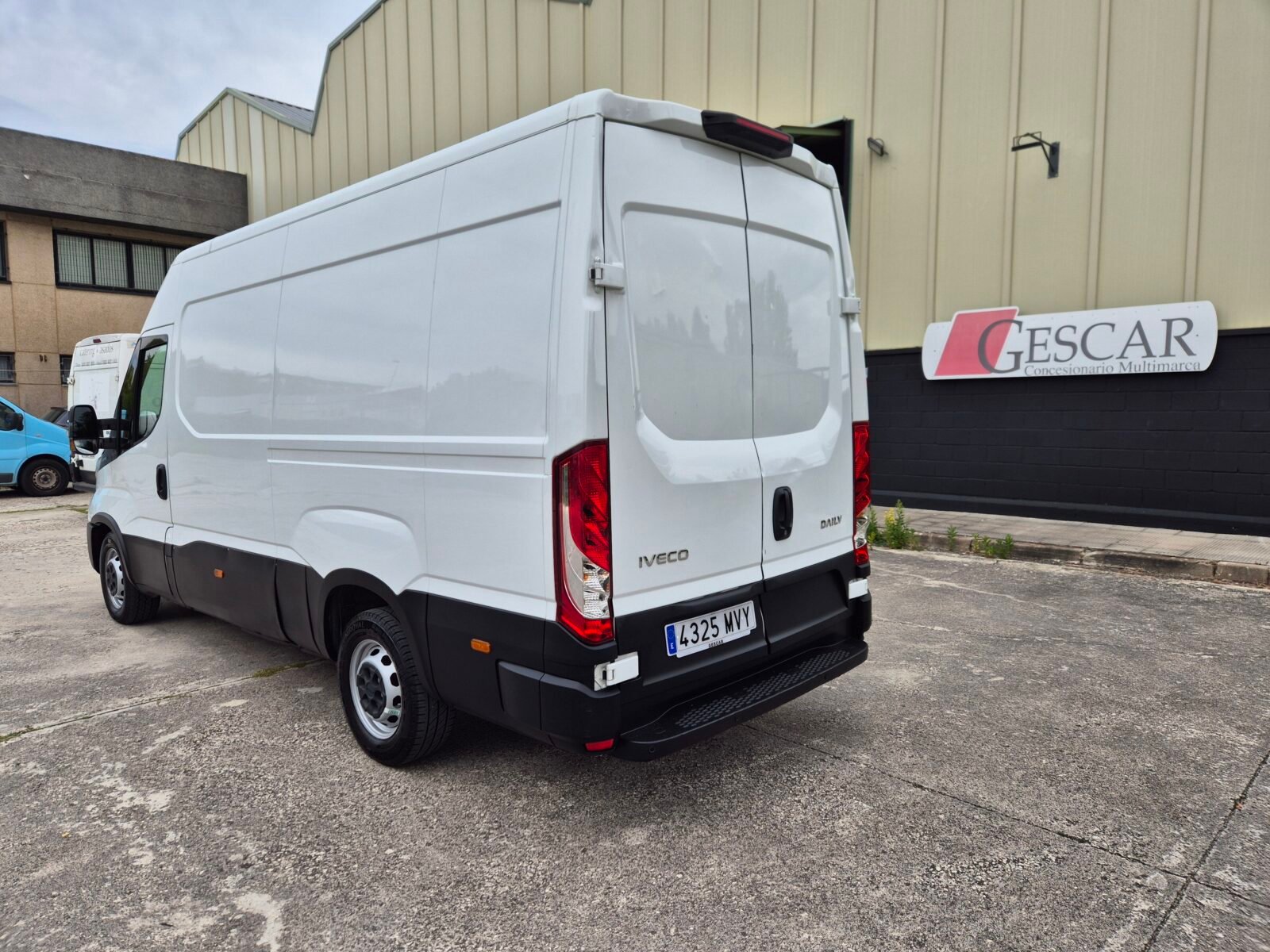 IVECO DAILY 35s 16v L2 H2 156cv 