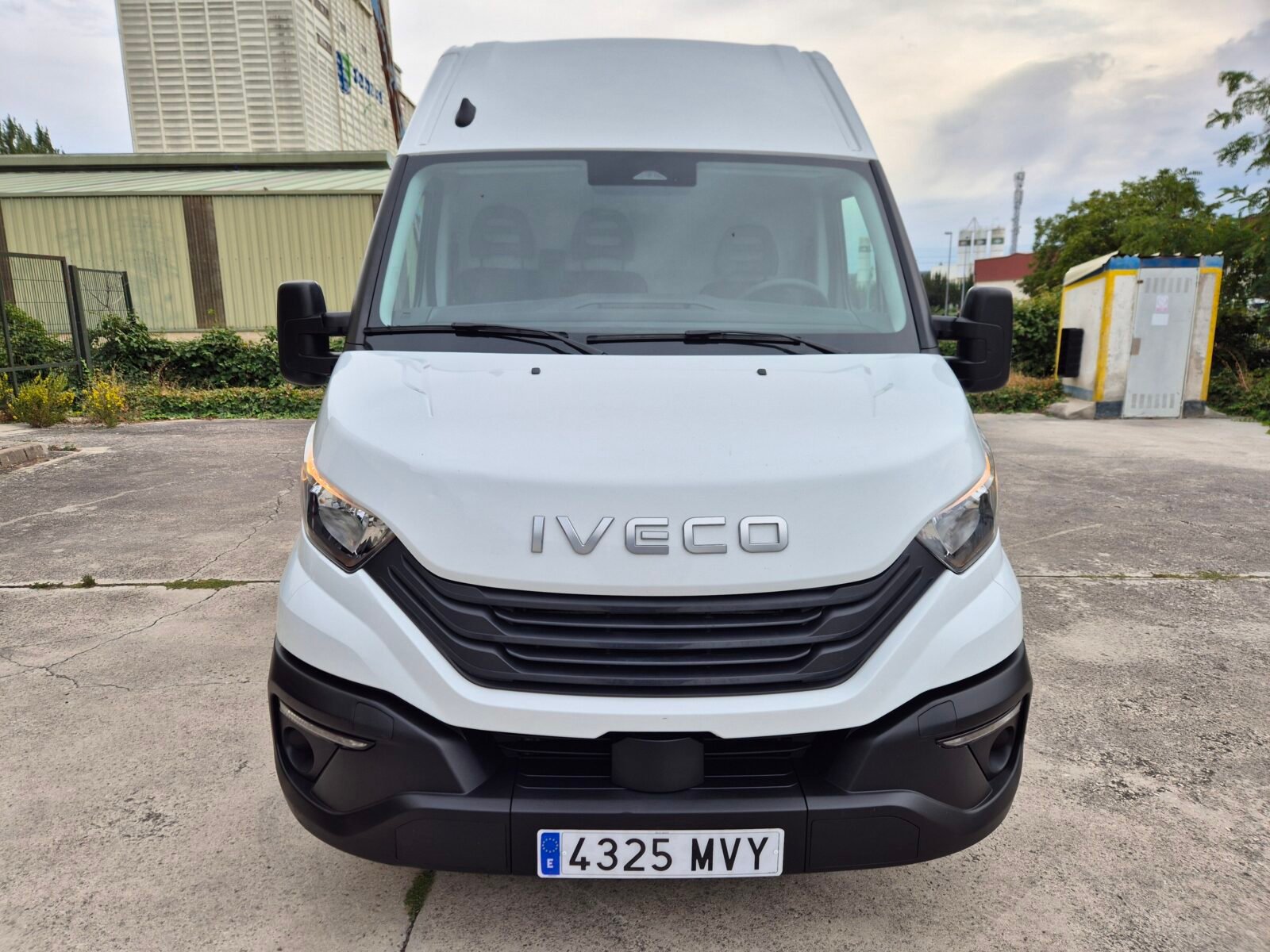 IVECO DAILY 35s 16v L2 H2 156cv 