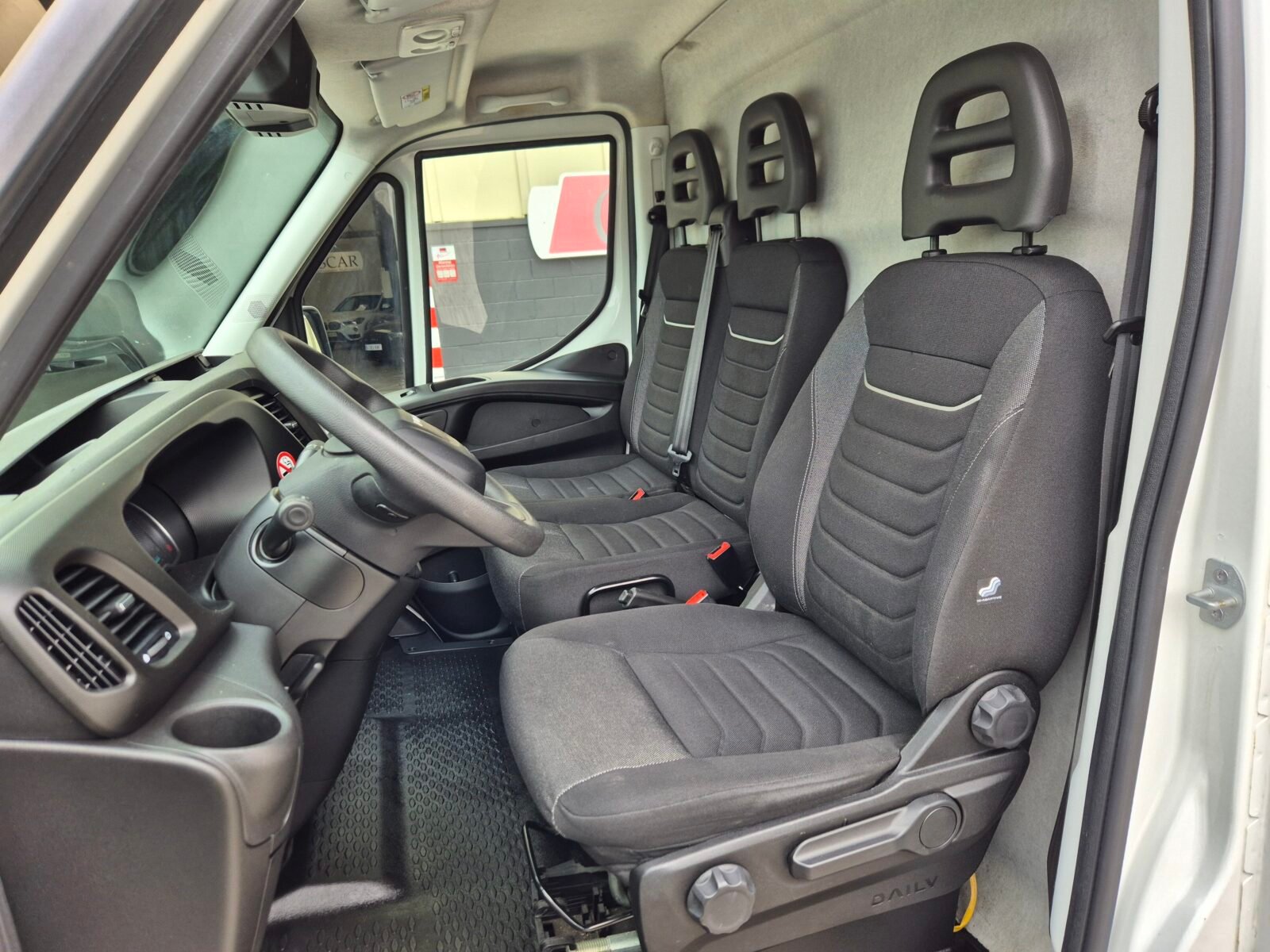 IVECO DAILY 35s 16v L2 H2 156cv 