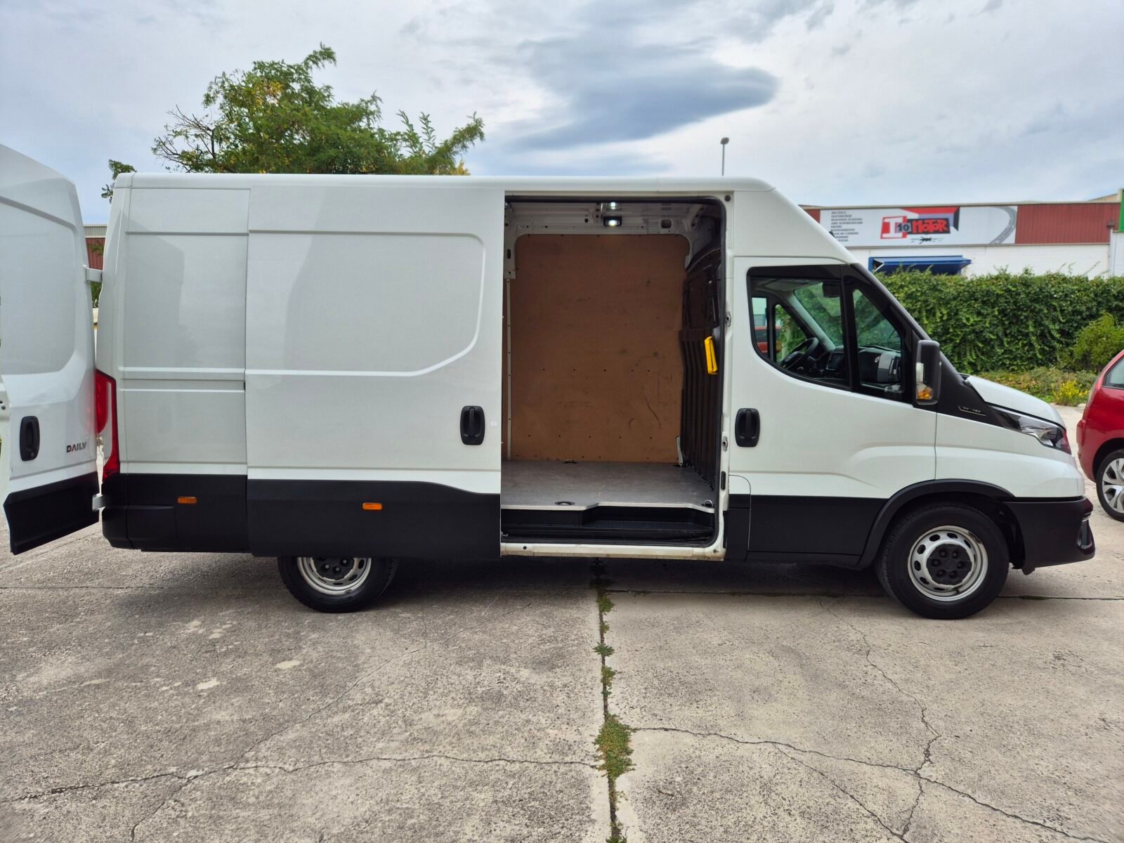 IVECO DAILY 35s 16v L2 H2 156cv 