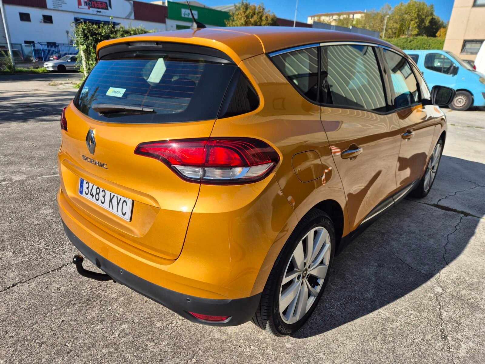 RENAULT SCENIC 1.4i 140cv LIMITED 